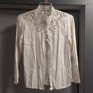 Women's Cream Embroidery Blouse Sz M